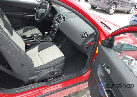 2008 Volvo C30 T5 R-Design/T5 Version 1.0/T5 Version 2.0 из США, поврежденный, VIN YV1MK672982069351